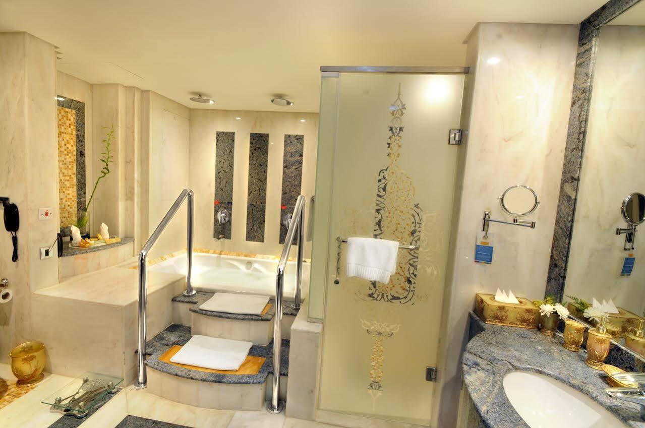 Ruve Al Madinah Hotel Medina Екстер'єр фото